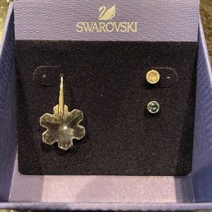✨sold✨ Authentic Swarovski earrings